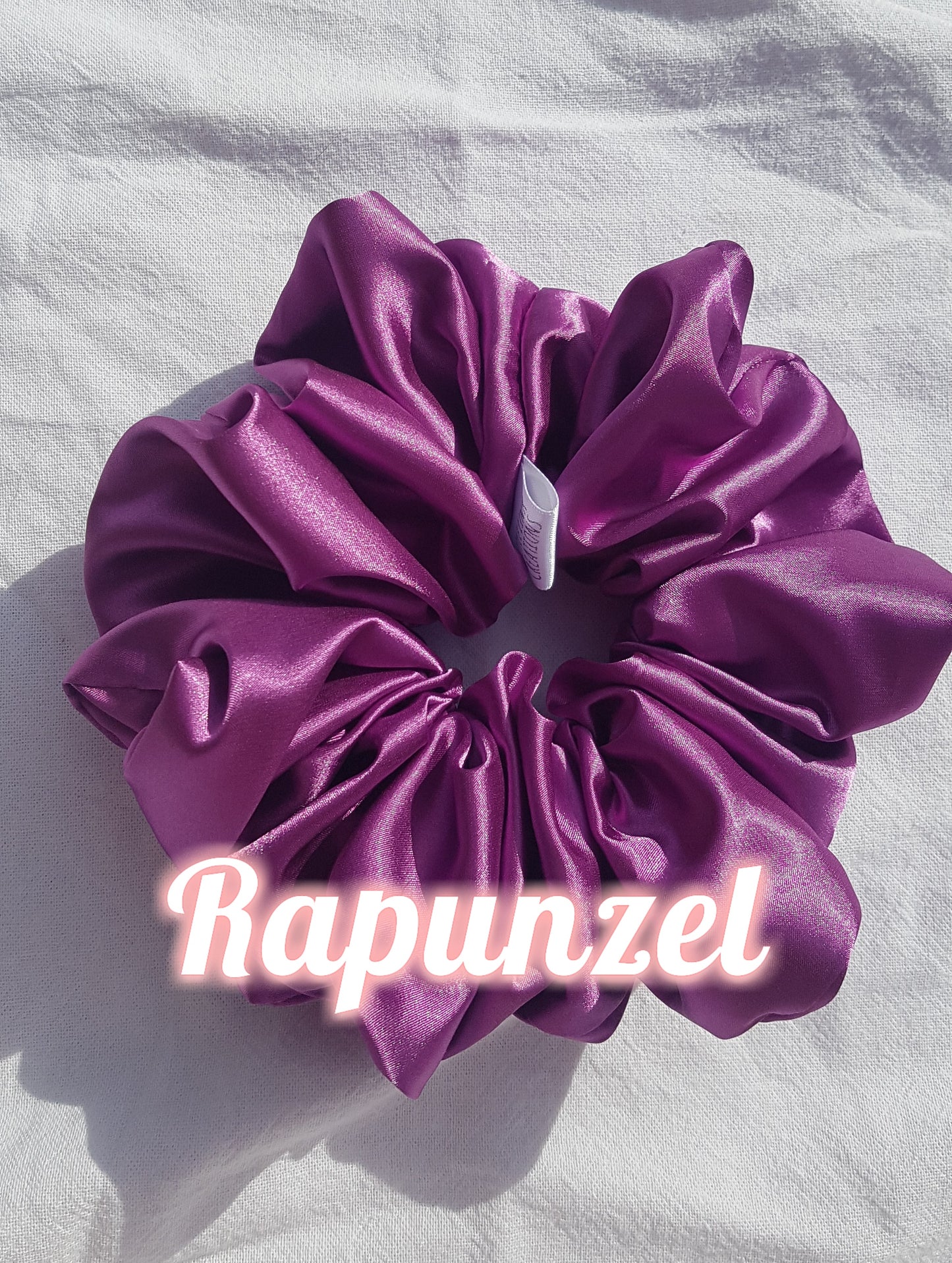 I AM POWERFUL - DELUXE SATIN SCRUNCHIE