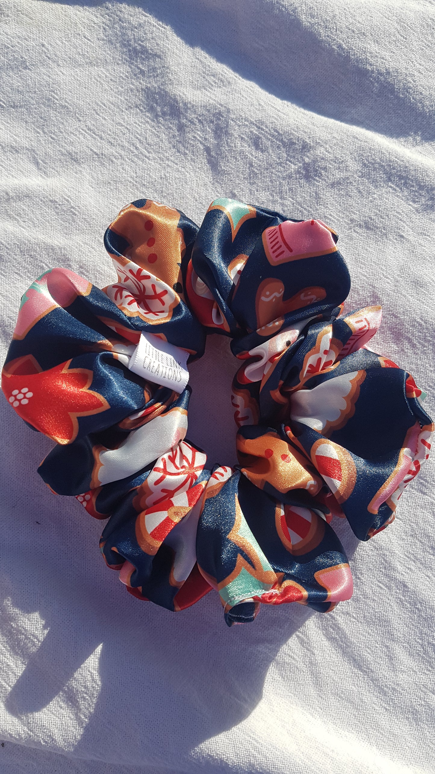 GINGERBREAD SILK REGULAR SCRUNCHIE